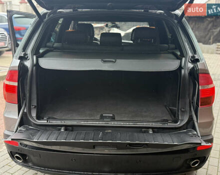 Серый БМВ Х5, объемом двигателя 3 л и пробегом 235 тыс. км за 17500 $, фото 22 на Automoto.ua