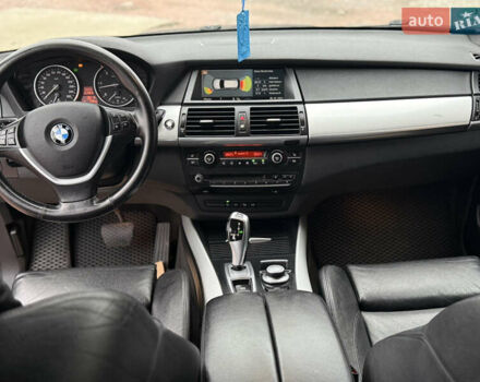 Серый БМВ Х5, объемом двигателя 3 л и пробегом 235 тыс. км за 17500 $, фото 14 на Automoto.ua