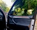 Серый БМВ Х5, объемом двигателя 3 л и пробегом 370 тыс. км за 8900 $, фото 6 на Automoto.ua