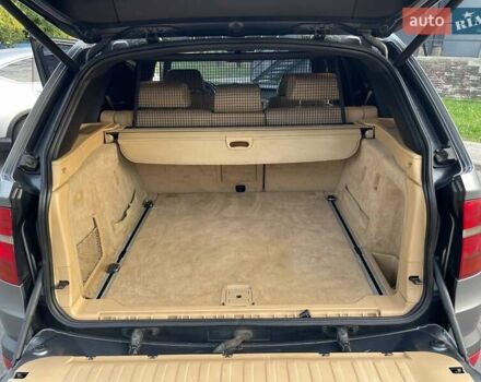 БМВ Х5 2008 в Чернигове на Automoto.ua Серый БМВ Х5, объемом двигателя 3 л и пробегом 428 тыс. км за 13800 $, фото 13 на Automoto.ua