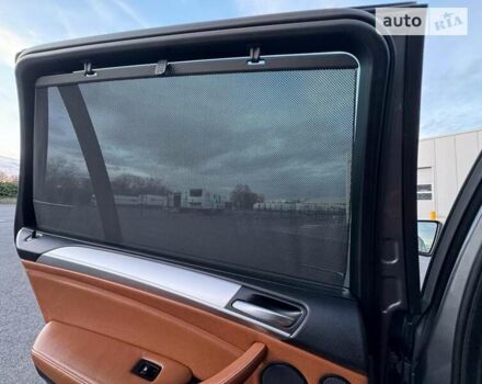 Серый БМВ Х5, объемом двигателя 2.99 л и пробегом 278 тыс. км за 17800 $, фото 18 на Automoto.ua