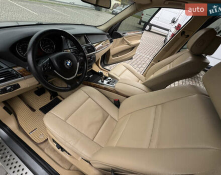 Серый БМВ Х5, объемом двигателя 3 л и пробегом 283 тыс. км за 13950 $, фото 39 на Automoto.ua