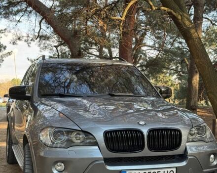 БМВ Х5 2008 в Днепре (Днепропетровске) на Automoto.ua Серый БМВ Х5, объемом двигателя 2.9 л и пробегом 400 тыс. км за 14999 $, фото 1 на Automoto.ua