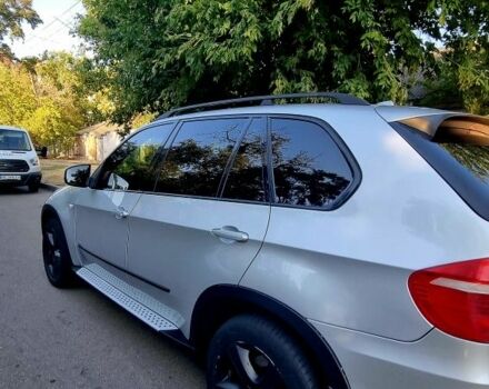 Серый БМВ Х5, объемом двигателя 3 л и пробегом 370 тыс. км за 8900 $, фото 5 на Automoto.ua