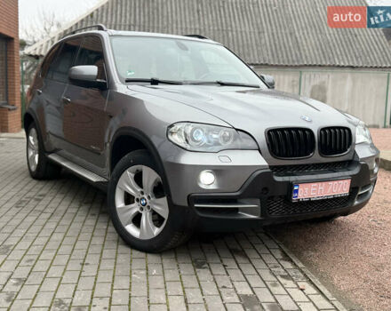 Серый БМВ Х5, объемом двигателя 3 л и пробегом 235 тыс. км за 17500 $, фото 3 на Automoto.ua
