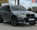 Серый БМВ Х5, объемом двигателя 3 л и пробегом 360 тыс. км за 15750 $, фото 16 на Automoto.ua