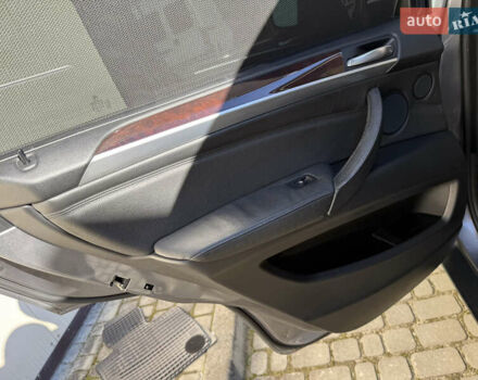Сірий БМВ Х5, об'ємом двигуна 3 л та пробігом 260 тис. км за 11700 $, фото 56 на Automoto.ua