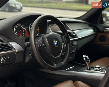 Серый БМВ Х5, объемом двигателя 3 л и пробегом 360 тыс. км за 15750 $, фото 37 на Automoto.ua