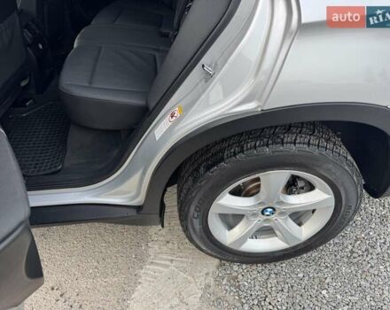 Сірий БМВ Х5, об'ємом двигуна 3 л та пробігом 240 тис. км за 10900 $, фото 57 на Automoto.ua