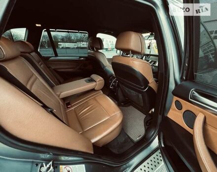 Серый БМВ Х5, объемом двигателя 2.99 л и пробегом 278 тыс. км за 17800 $, фото 12 на Automoto.ua