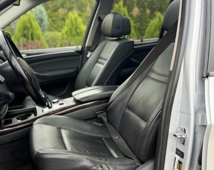 Сірий БМВ Х5, об'ємом двигуна 3 л та пробігом 401 тис. км за 11750 $, фото 15 на Automoto.ua