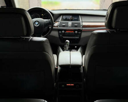 Сірий БМВ Х5, об'ємом двигуна 3 л та пробігом 250 тис. км за 14500 $, фото 16 на Automoto.ua