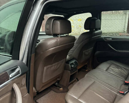 Сірий БМВ Х5, об'ємом двигуна 3 л та пробігом 288 тис. км за 17300 $, фото 12 на Automoto.ua