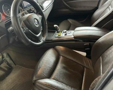 Серый БМВ Х5, объемом двигателя 3 л и пробегом 330 тыс. км за 14000 $, фото 8 на Automoto.ua