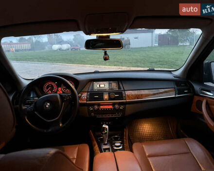 Серый БМВ Х5, объемом двигателя 3 л и пробегом 254 тыс. км за 13999 $, фото 30 на Automoto.ua