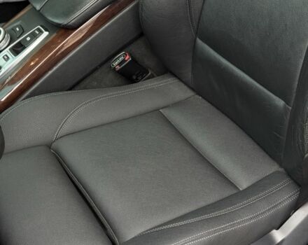 Серый БМВ Х5, объемом двигателя 3 л и пробегом 287 тыс. км за 12700 $, фото 12 на Automoto.ua