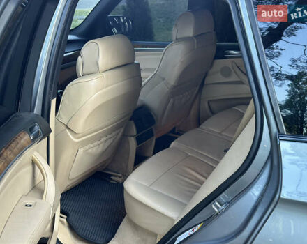 Серый БМВ Х5, объемом двигателя 3 л и пробегом 427 тыс. км за 12300 $, фото 12 на Automoto.ua