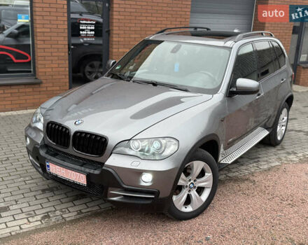 Серый БМВ Х5, объемом двигателя 3 л и пробегом 235 тыс. км за 17500 $, фото 2 на Automoto.ua