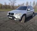 Сірий БМВ Х5, об'ємом двигуна 3 л та пробігом 320 тис. км за 12500 $, фото 1 на Automoto.ua