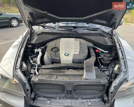БМВ Х5 2008 в Чернигове на Automoto.ua Серый БМВ Х5, объемом двигателя 3 л и пробегом 428 тыс. км за 13800 $, фото 14 на Automoto.ua