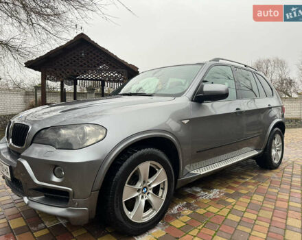 Сірий БМВ Х5, об'ємом двигуна 3 л та пробігом 288 тис. км за 17300 $, фото 2 на Automoto.ua