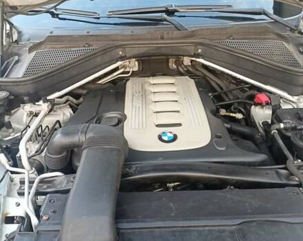 Серый БМВ Х5, объемом двигателя 2.99 л и пробегом 385 тыс. км за 13500 $, фото 6 на Automoto.ua