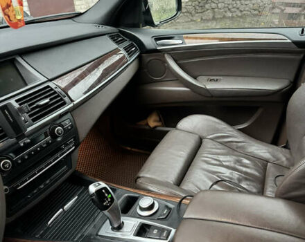 Сірий БМВ Х5, об'ємом двигуна 3 л та пробігом 288 тис. км за 17300 $, фото 14 на Automoto.ua