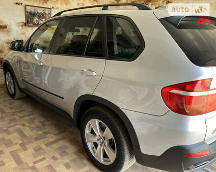 Серый БМВ Х5, объемом двигателя 3 л и пробегом 294 тыс. км за 17500 $, фото 17 на Automoto.ua