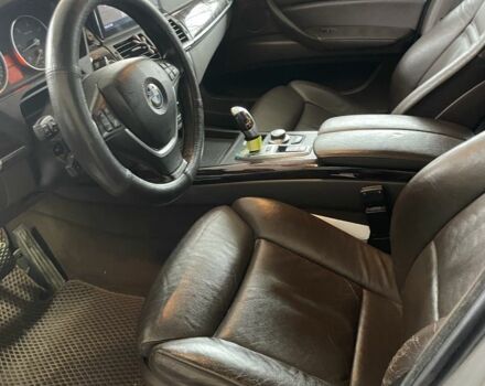 Сірий БМВ Х5, об'ємом двигуна 3 л та пробігом 330 тис. км за 14000 $, фото 9 на Automoto.ua