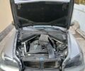 Серый БМВ Х5, объемом двигателя 3 л и пробегом 300 тыс. км за 11000 $, фото 11 на Automoto.ua