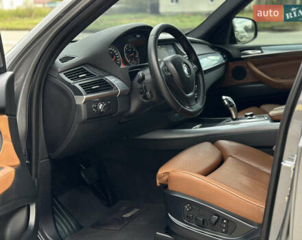 Серый БМВ Х5, объемом двигателя 3 л и пробегом 360 тыс. км за 15750 $, фото 34 на Automoto.ua