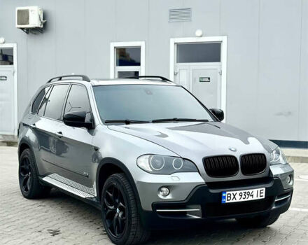 Серый БМВ Х5, объемом двигателя 3 л и пробегом 281 тыс. км за 12800 $, фото 2 на Automoto.ua