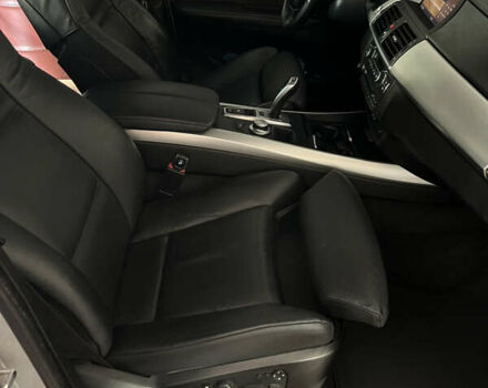 Серый БМВ Х5, объемом двигателя 3 л и пробегом 294 тыс. км за 17500 $, фото 27 на Automoto.ua