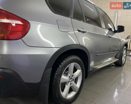 Серый БМВ Х5, объемом двигателя 3 л и пробегом 200 тыс. км за 13999 $, фото 15 на Automoto.ua