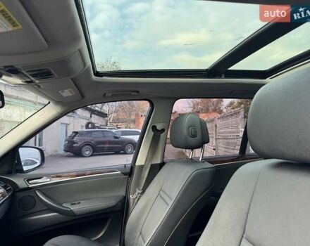 Сірий БМВ Х5, об'ємом двигуна 3 л та пробігом 240 тис. км за 10900 $, фото 51 на Automoto.ua
