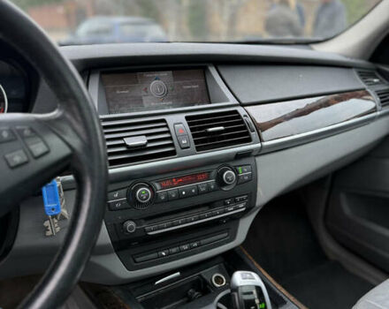 Серый БМВ Х5, объемом двигателя 3 л и пробегом 223 тыс. км за 13499 $, фото 13 на Automoto.ua