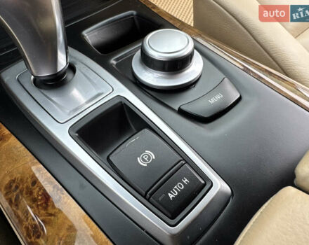 Серый БМВ Х5, объемом двигателя 3 л и пробегом 283 тыс. км за 13950 $, фото 49 на Automoto.ua