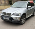 Серый БМВ Х5, объемом двигателя 3 л и пробегом 223 тыс. км за 13499 $, фото 2 на Automoto.ua