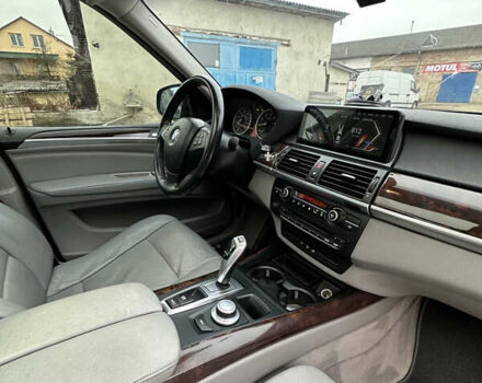 Серый БМВ Х5, объемом двигателя 3 л и пробегом 240 тыс. км за 11000 $, фото 26 на Automoto.ua