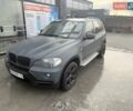 Серый БМВ Х5, объемом двигателя 3 л и пробегом 370 тыс. км за 15800 $, фото 1 на Automoto.ua