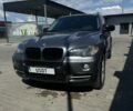 Серый БМВ Х5, объемом двигателя 3 л и пробегом 300 тыс. км за 10400 $, фото 2 на Automoto.ua