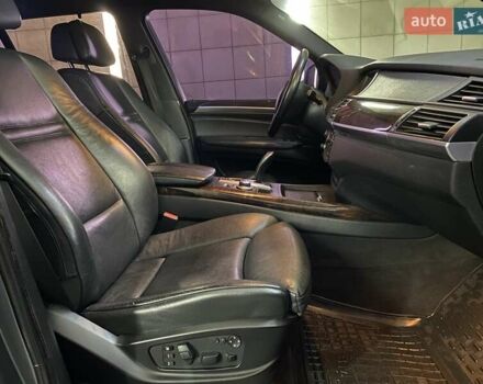 Серый БМВ Х5, объемом двигателя 3 л и пробегом 200 тыс. км за 13999 $, фото 24 на Automoto.ua