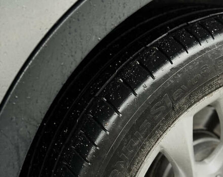 Серый БМВ Х5, объемом двигателя 3 л и пробегом 266 тыс. км за 13100 $, фото 12 на Automoto.ua