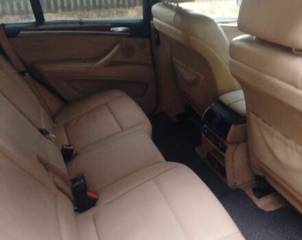 Сірий БМВ Х5, об'ємом двигуна 3 л та пробігом 300 тис. км за 8121 $, фото 1 на Automoto.ua