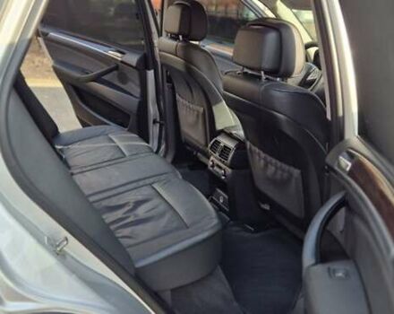 Серый БМВ Х5, объемом двигателя 3 л и пробегом 267 тыс. км за 11200 $, фото 4 на Automoto.ua