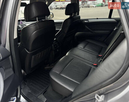 Сірий БМВ Х5, об'ємом двигуна 3 л та пробігом 265 тис. км за 16500 $, фото 63 на Automoto.ua