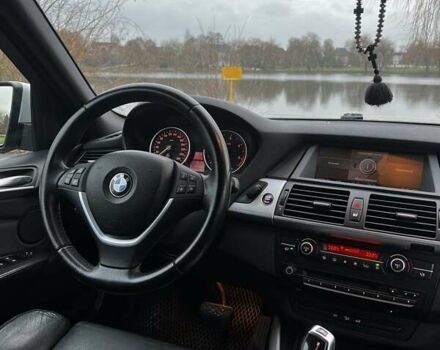 Сірий БМВ Х5, об'ємом двигуна 2.99 л та пробігом 323 тис. км за 15000 $, фото 7 на Automoto.ua