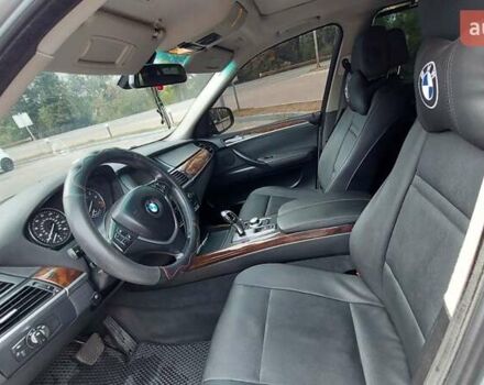 Серый БМВ Х5, объемом двигателя 3 л и пробегом 329 тыс. км за 14500 $, фото 9 на Automoto.ua