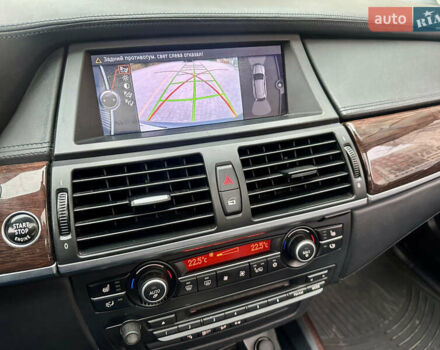 Серый БМВ Х5, объемом двигателя 4.8 л и пробегом 291 тыс. км за 10900 $, фото 53 на Automoto.ua