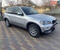 Серый БМВ Х5, объемом двигателя 3 л и пробегом 265 тыс. км за 16700 $, фото 1 на Automoto.ua